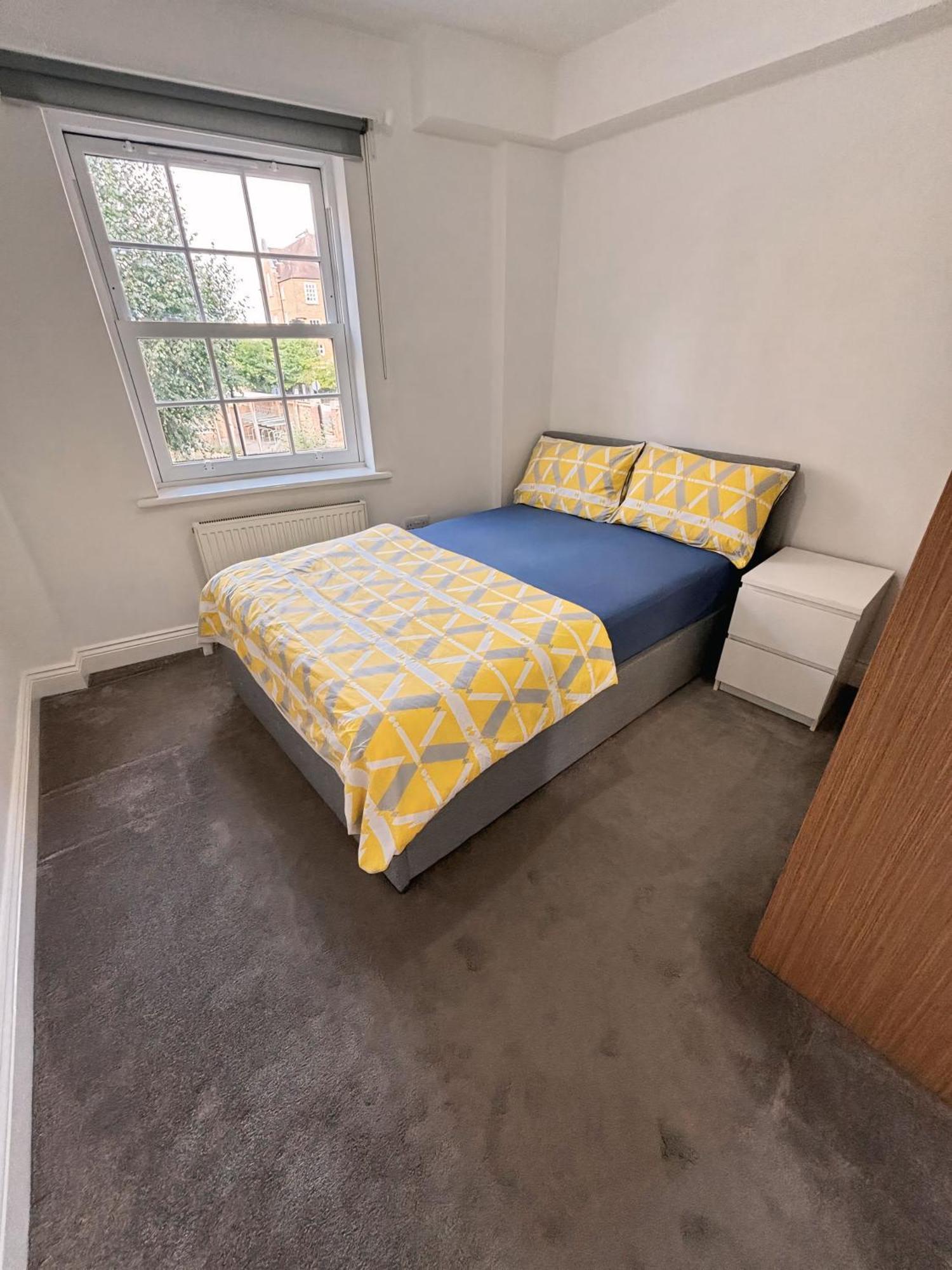 Double Bedroom In Clapham London Kültér fotó